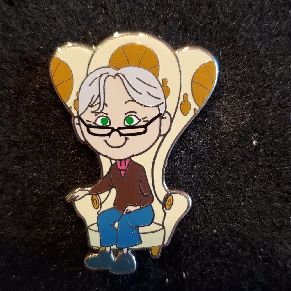Elder Ellie pin